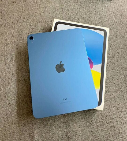 iPad bleu dernier modèle