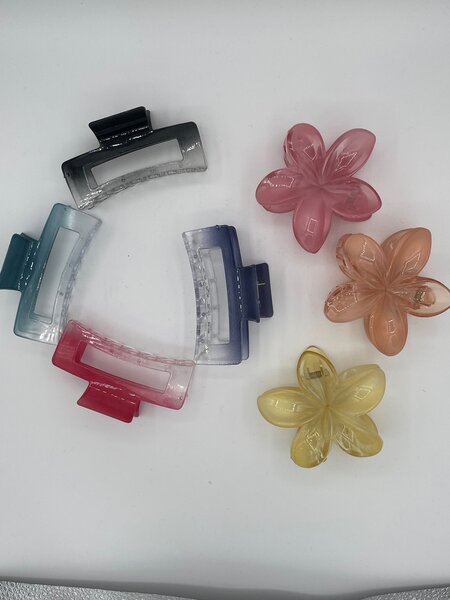 Hair catchers