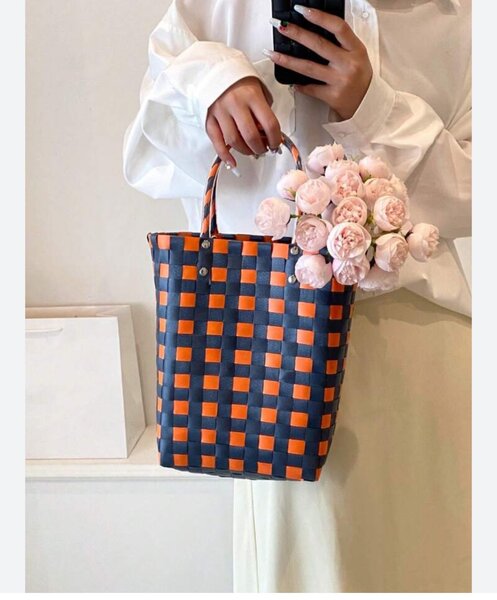 Sac à main tissé élégant