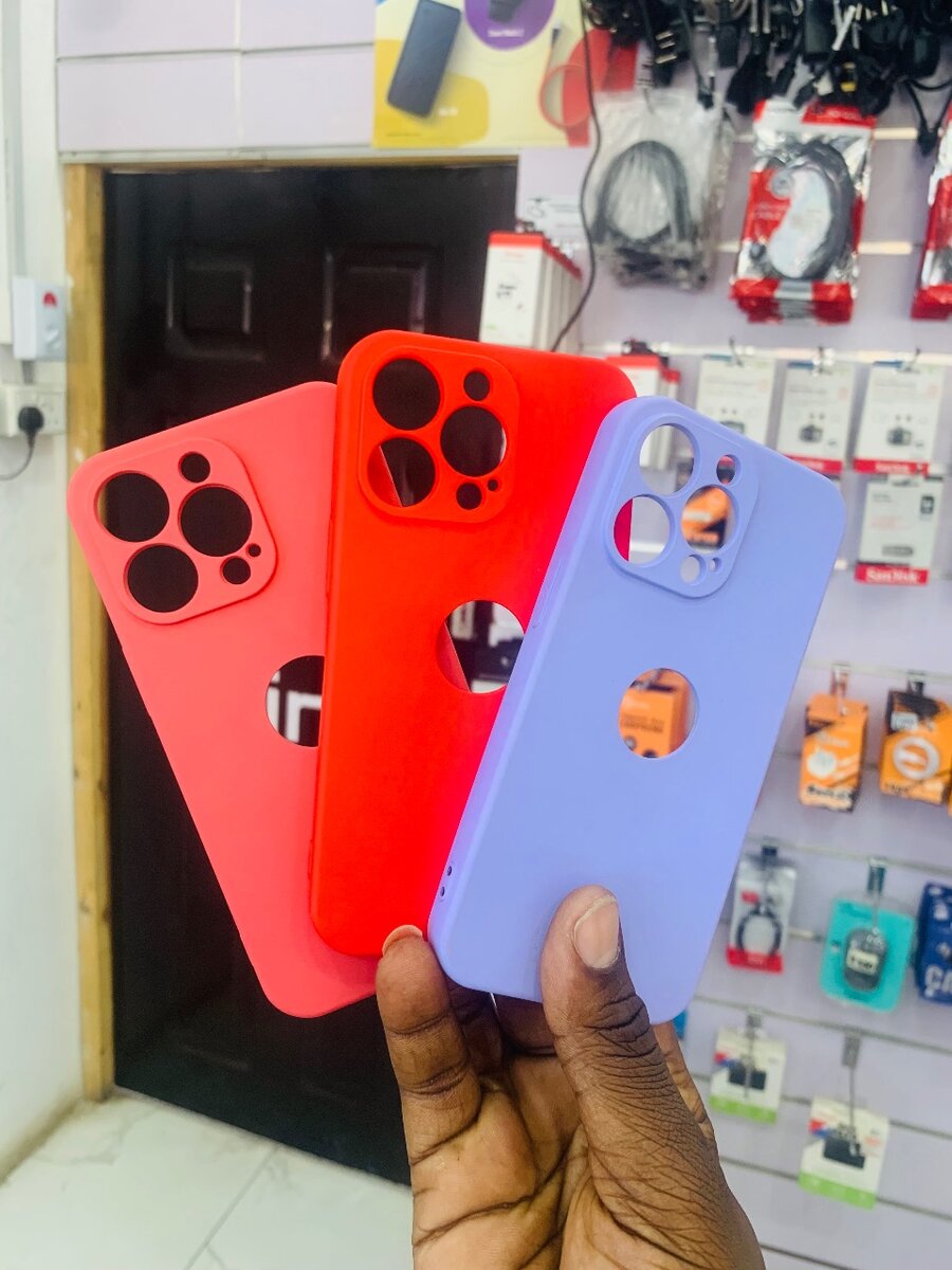 iPhones and Samsungs Cases