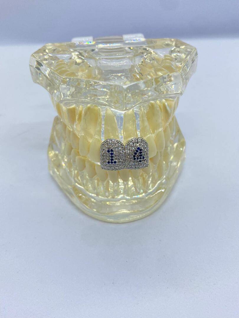 Dents préciieuses en strass