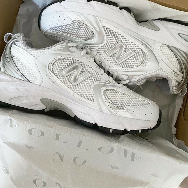 Baskets de sport blanches