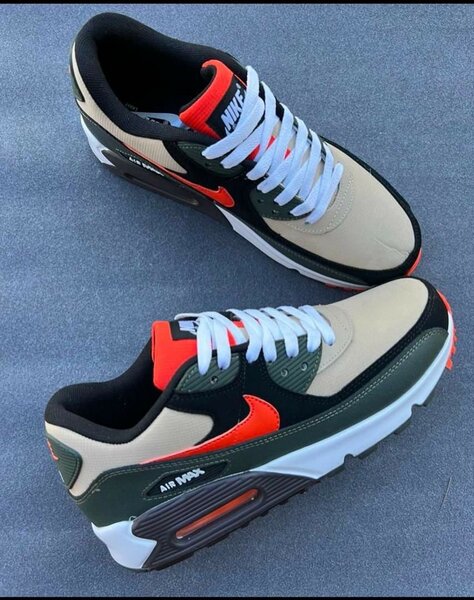 Airmax sneaker