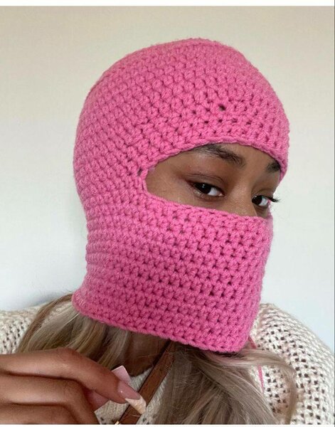 Cagoule en tricot colorée