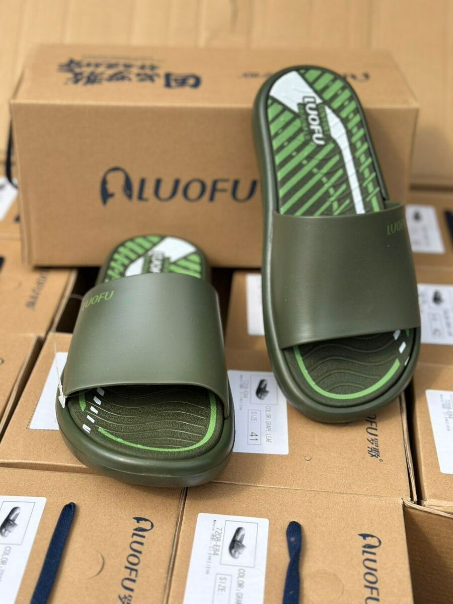 Claquettes confortables LUOFU