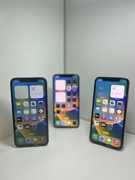 Pre-owned iPhone x