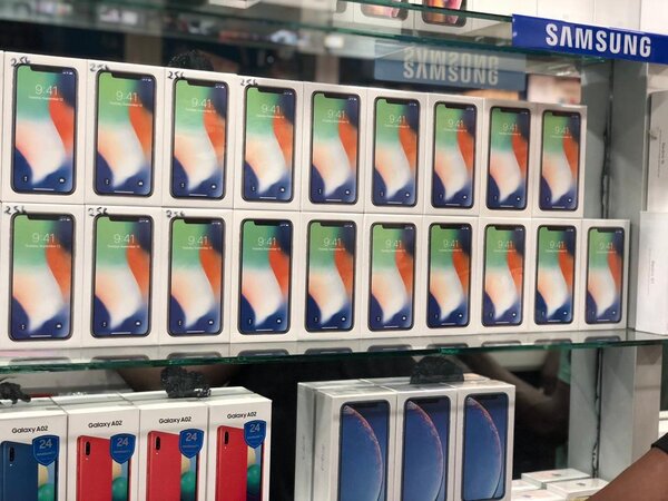 iPhone X