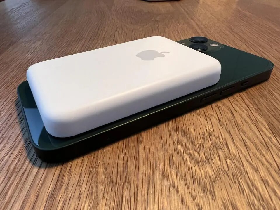 IPHONE BATTERY PACK(POWERBANK)