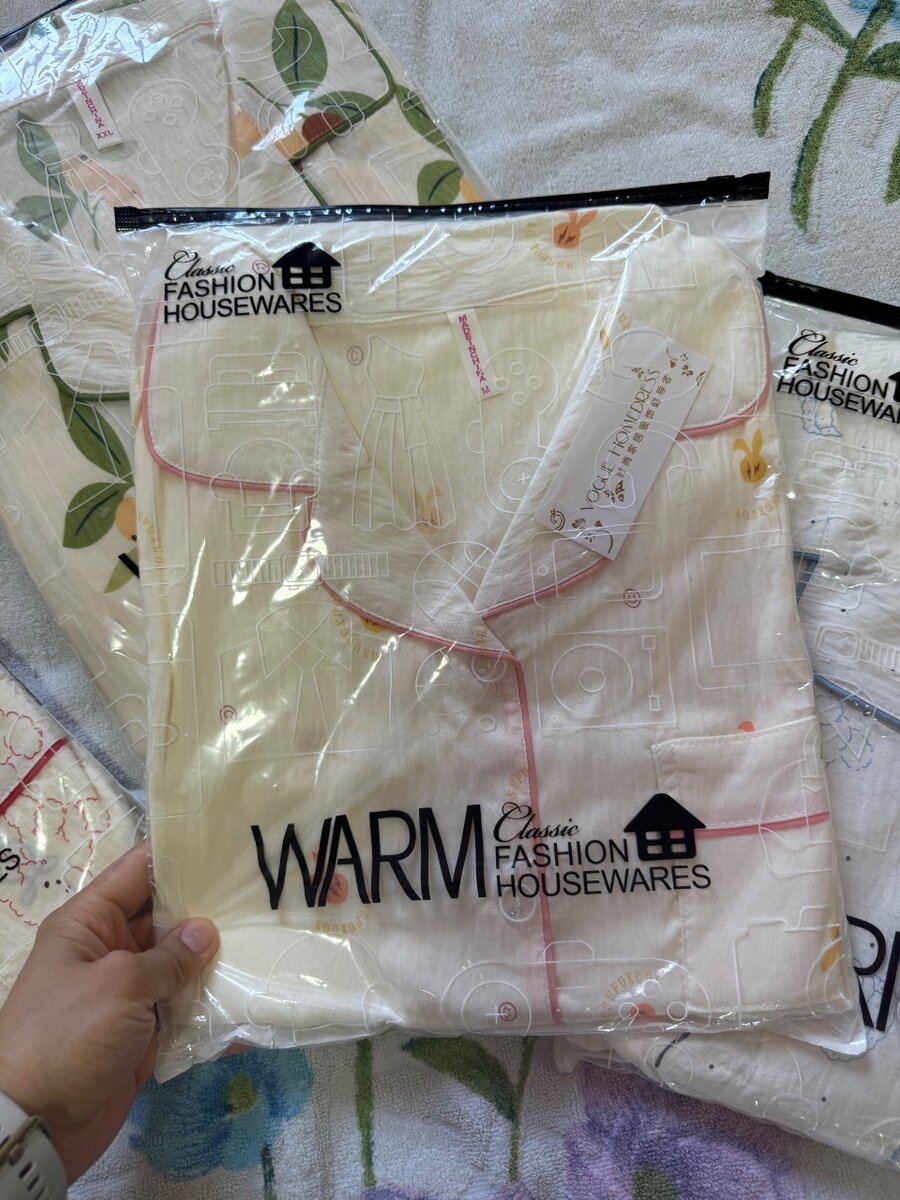 Пижамы женские