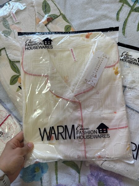 Пижамы женские