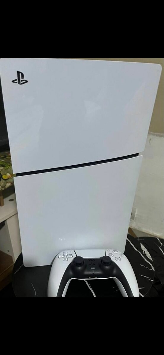 PlayStation 5 Slim + 1 manette