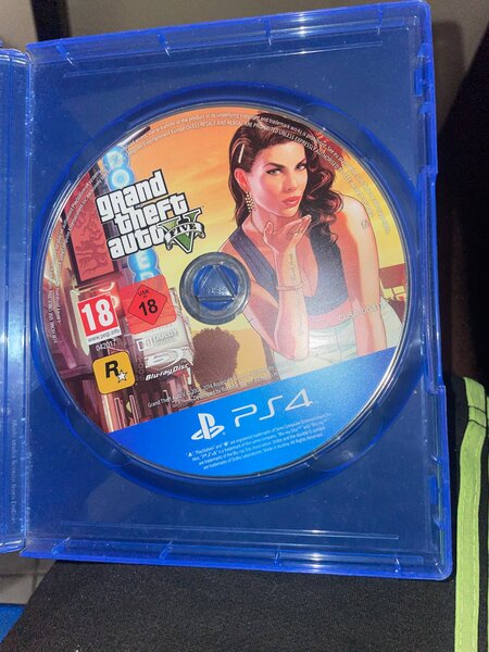 Cd de gta v ps4