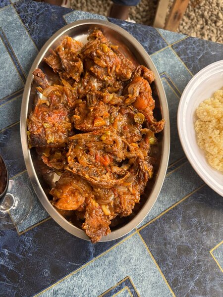 sauté de lapin entier