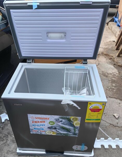 Snowsea 166 chest freezer Size 145Liters