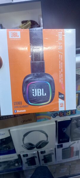 JBL MARSHALL HEADPHONES