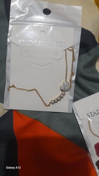 Chaîne  doré avec fantaisie