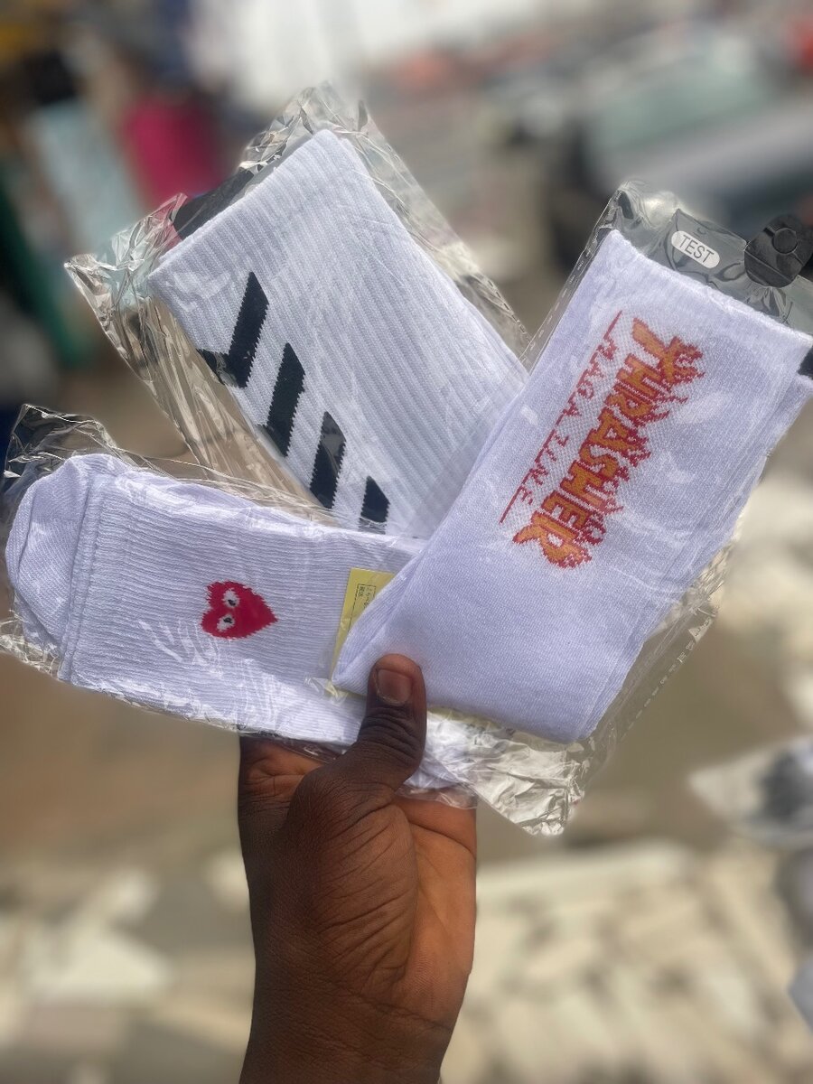 Chaussettes blanches tendance