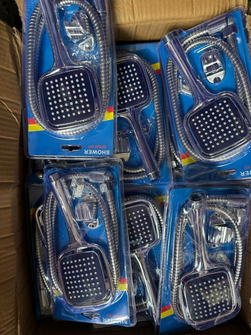 Pommeau de douche réglable