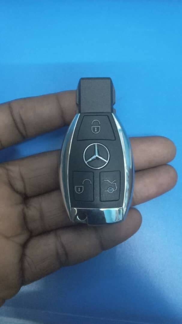 Clé Mercedes