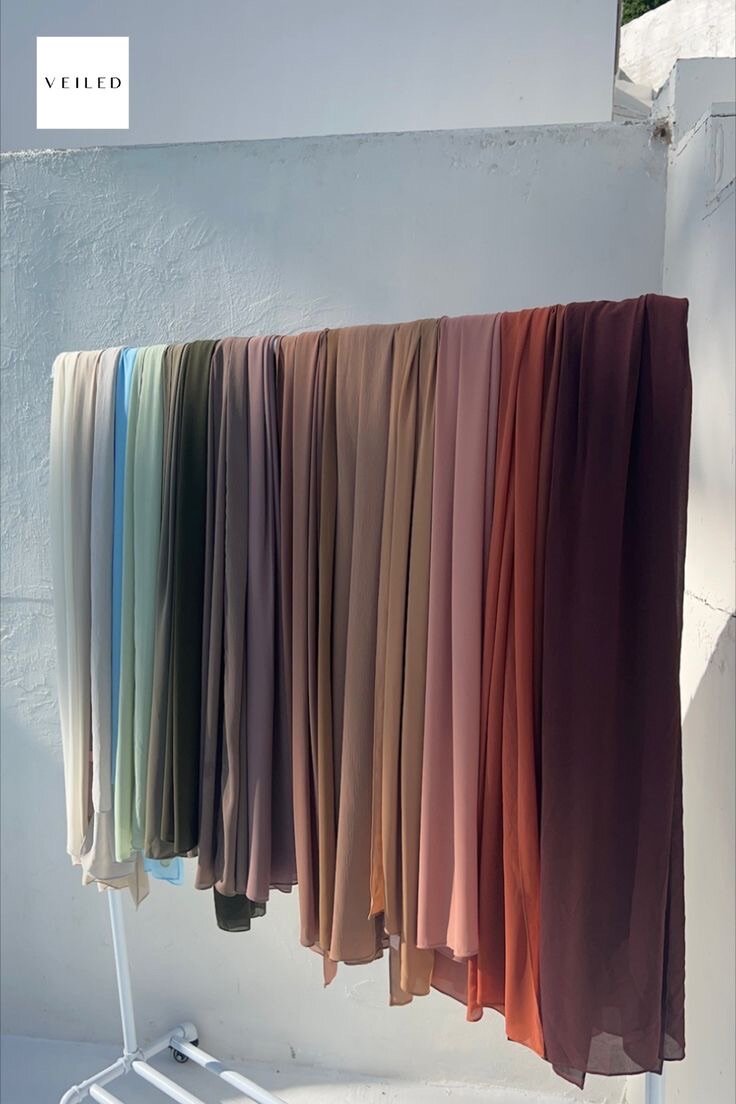 Jersey and chiffon veils