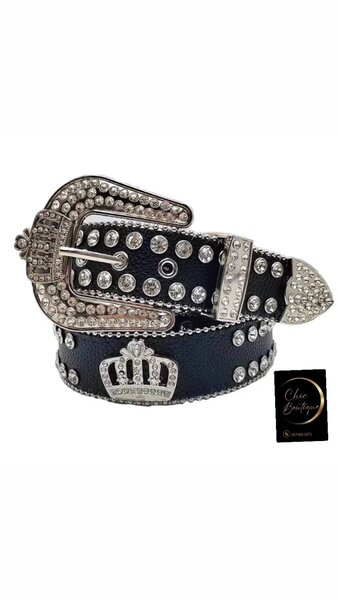 Ceinture en cuir ornée de strass