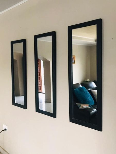mirror in black frame 1mx37cm
