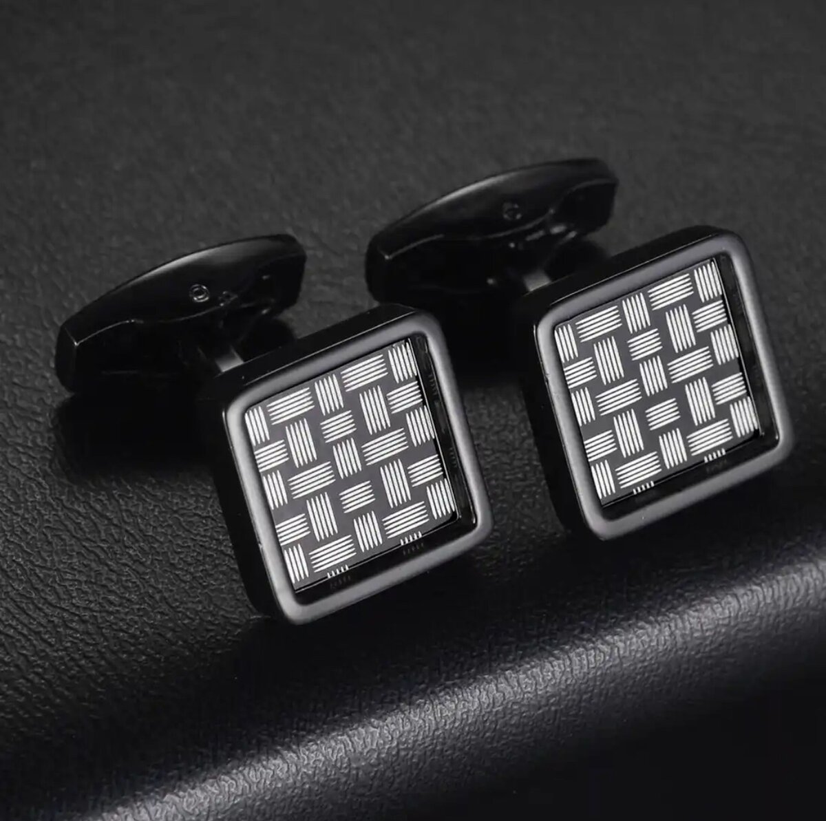 Cufflinks