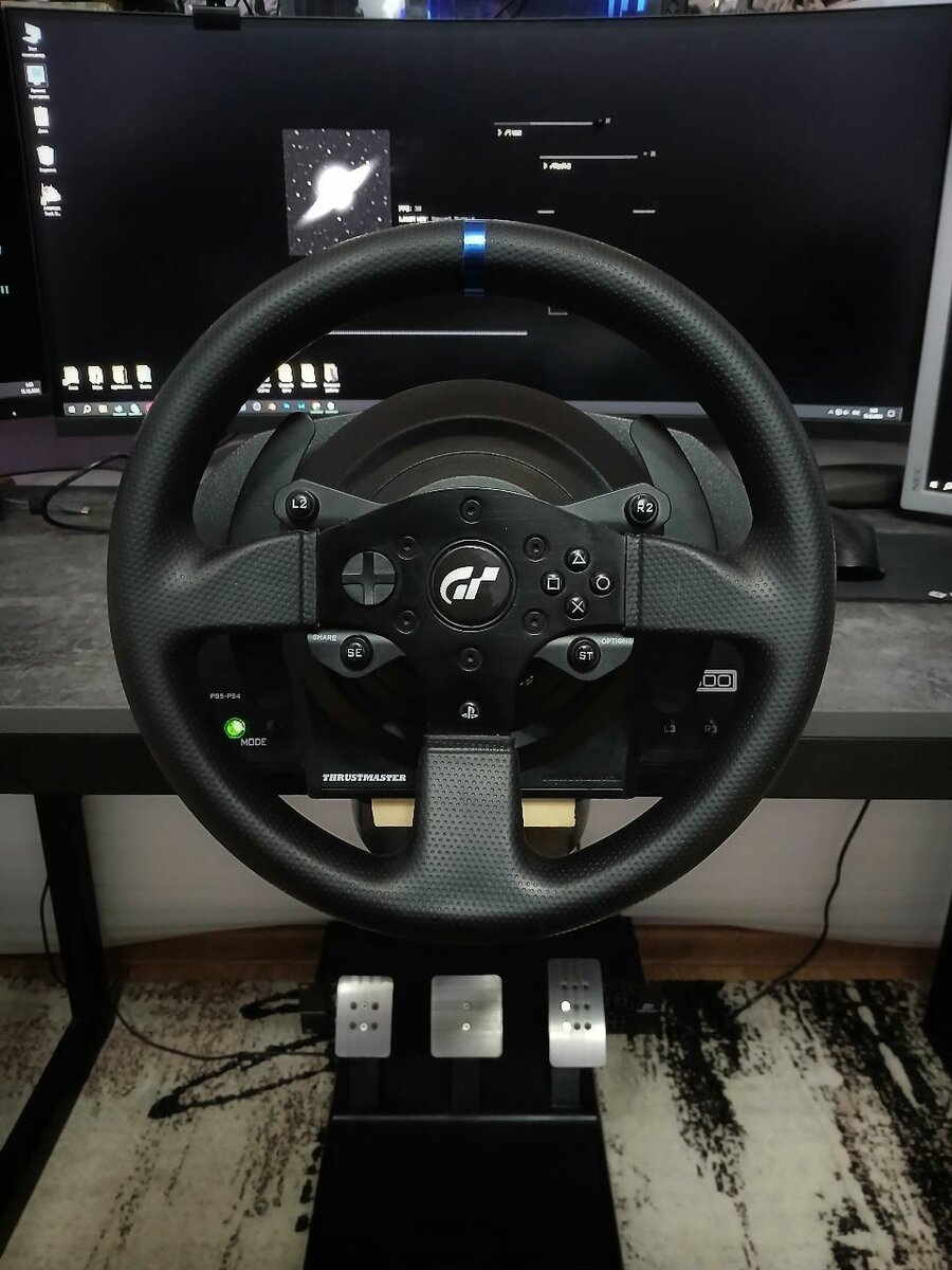 Игровой руль Thrustmaster T300RS