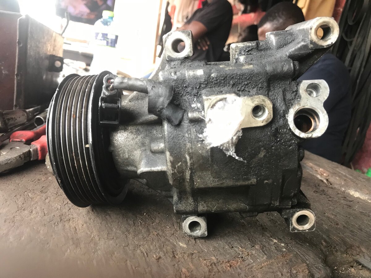 TOYOTA ECHO COMPRESSOR