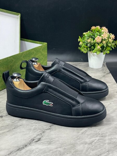 LACOSTE CLASSIC BLACK