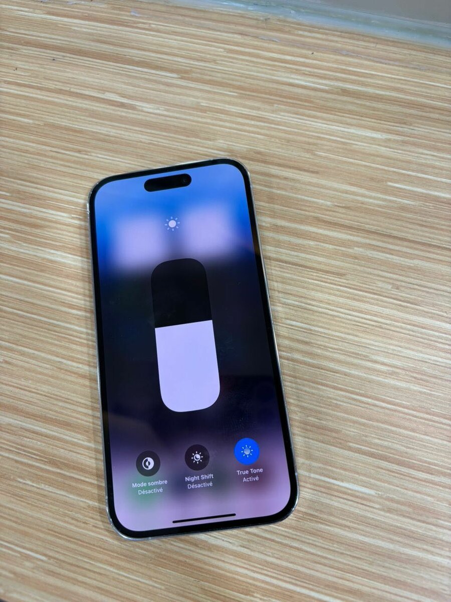 iphone 14 pro 128giga ESIM