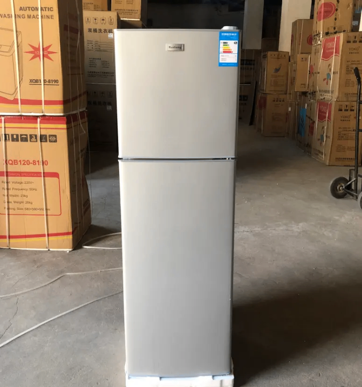 Freezer and refrigerator