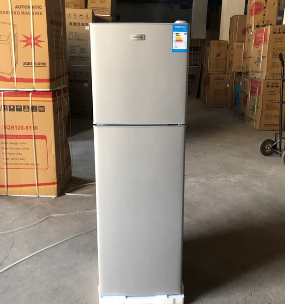 Freezer and refrigerator