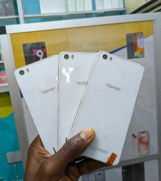 Huawei honor 6 mini