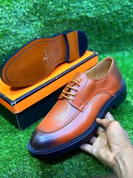 Chaussures habillées en cuir homme