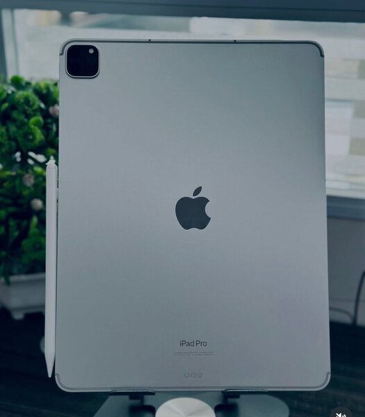 iPad Pro M2 6th gen