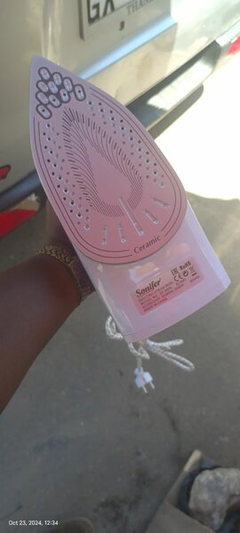 sonifer steam iron SF 9026