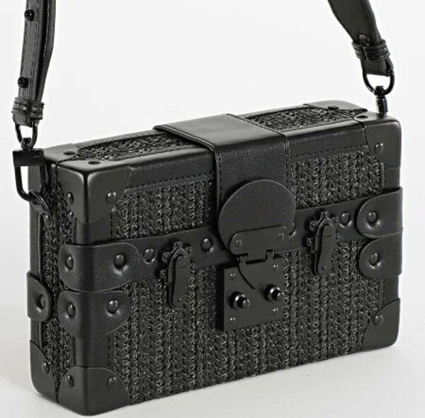 Stylish Box Shoulder Bag