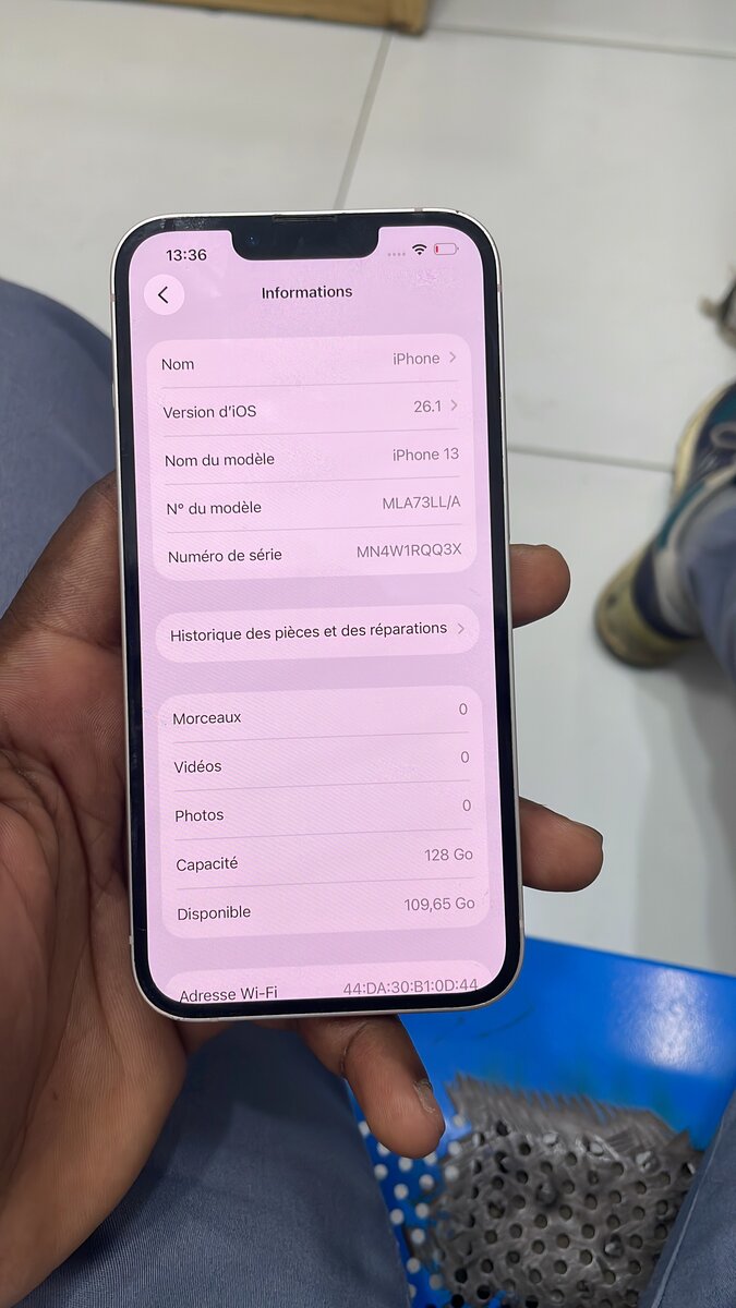 iPhone 13 128 Go blanc