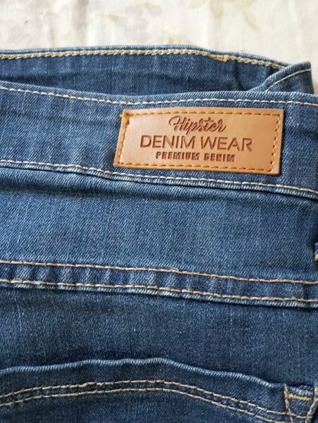 Hipster jeans for ladies