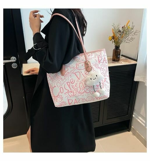 Sac cabas motif graffiti