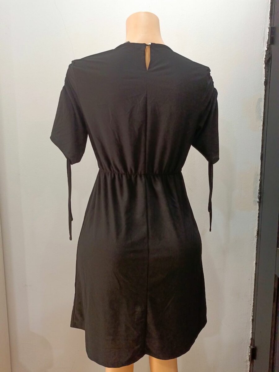 Robe noire élégante