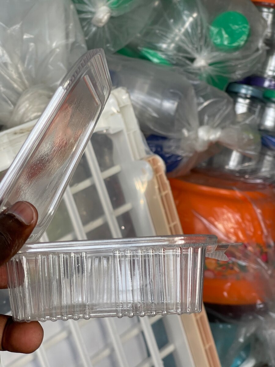 Contenants en plastique 600ml