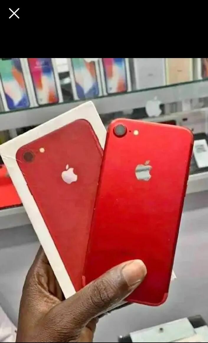 Smartphone iOS rouge