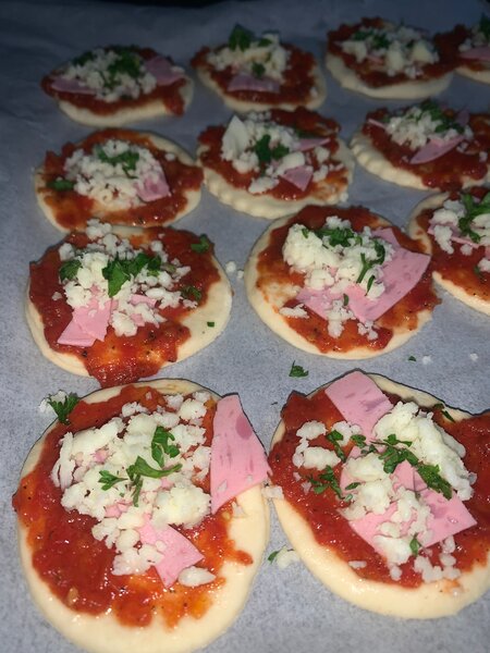 12 Mini Pizzas gourmandes