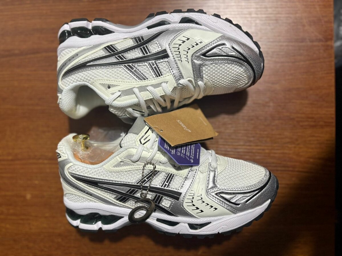 Chaussures de course modernes