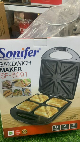 Sandwich maker