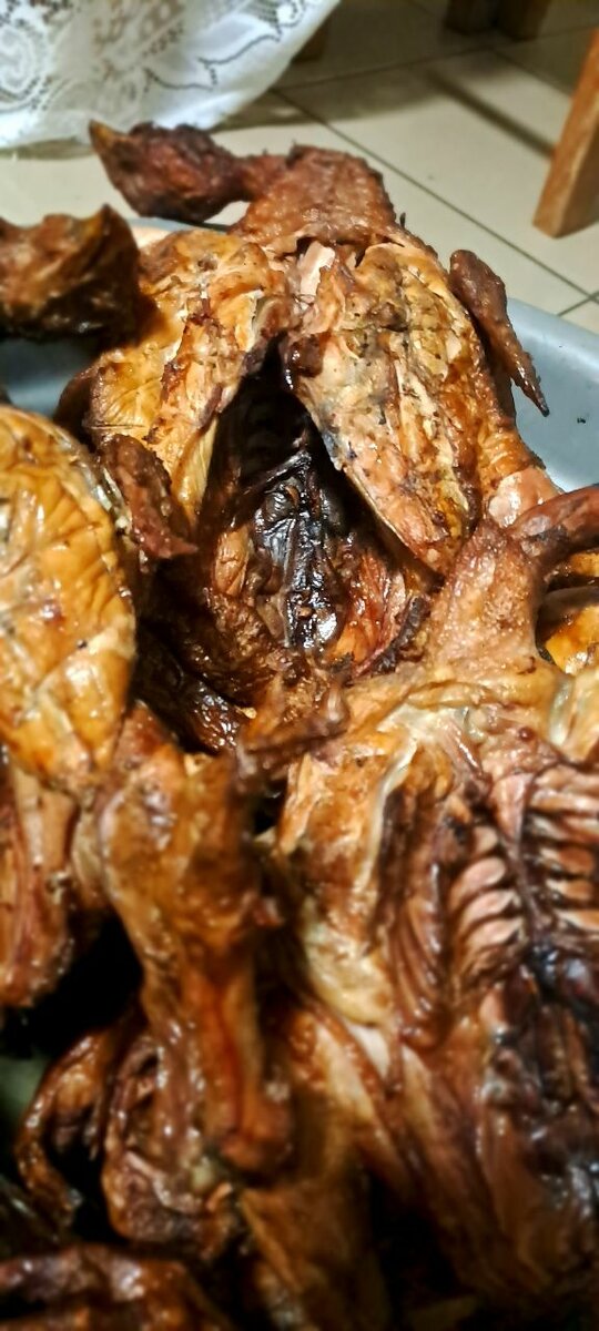 Poulet de chair local fumé