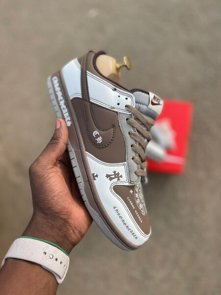 Nike Sb chrome heart