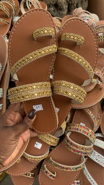 Sandales perlées
